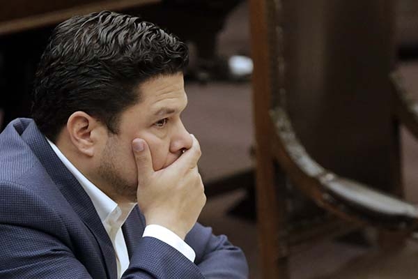 Twitter: Biestro privilegia conflicto postelectoral a acciones legislativas