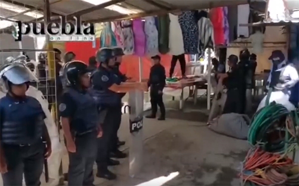 Realizan operativo para decomisar mercancía “pirata” en el mercado Unión