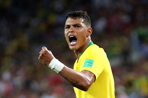 Brasil será rival de México en octavos; ganó 2-0 a Serbia