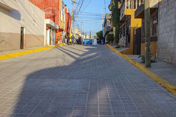 Ayuntamiento de Puebla entrega tres nuevas calles del programa “Construyendo Contigo”