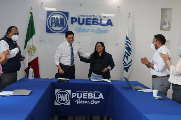 Jesús Giles es nombrado presidente interino del PAN en Puebla