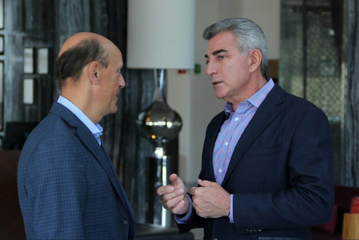 Tony Gali se reúne con su “amigo” Juan Carlos Lastiri