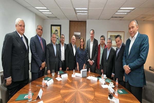 El PRI impone al marinista Jiménez Merino como su candidato a la gubernatura de Puebla