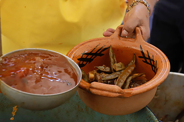 Tehuacán buscará denominación de origen para mole de caderas