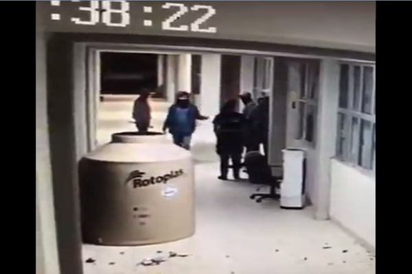 VIDEO: Roban más de 1 mdp en computadoras de la Universidad Intercultural en Huehuetla