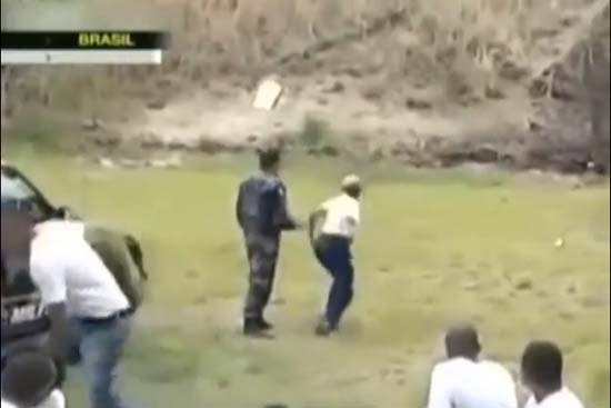 VIDEO: Lanza granada a sus compañeros por error en Brasil