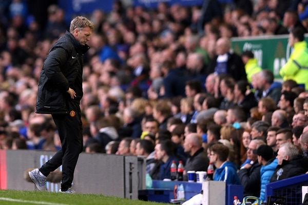Manchester United despidió a Moyes, Giggs entra al quite