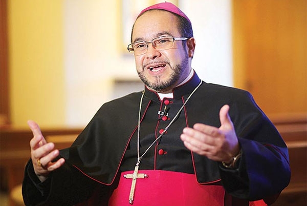 “El celibato no está a discusión”, afirma el obispo de Puebla Eugenio Lira