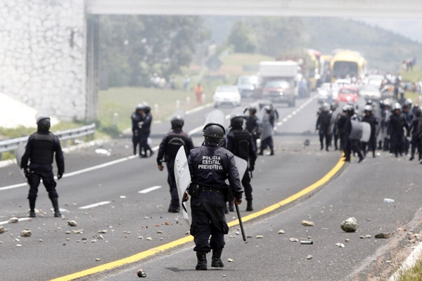 Antorcha se deslinda de trifulca entre policías y vecinos de Chalchihuapan