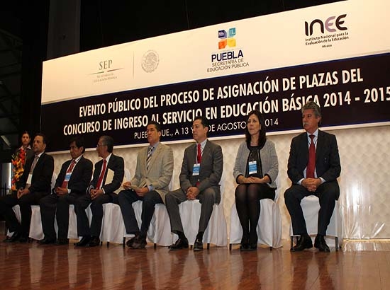 SEP Puebla asigna plazas para 294 maestros de educación básica