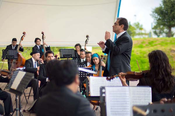 Orquesta Sinfónica de la BUAP recibe premio en los Fans Choice Awards 2021