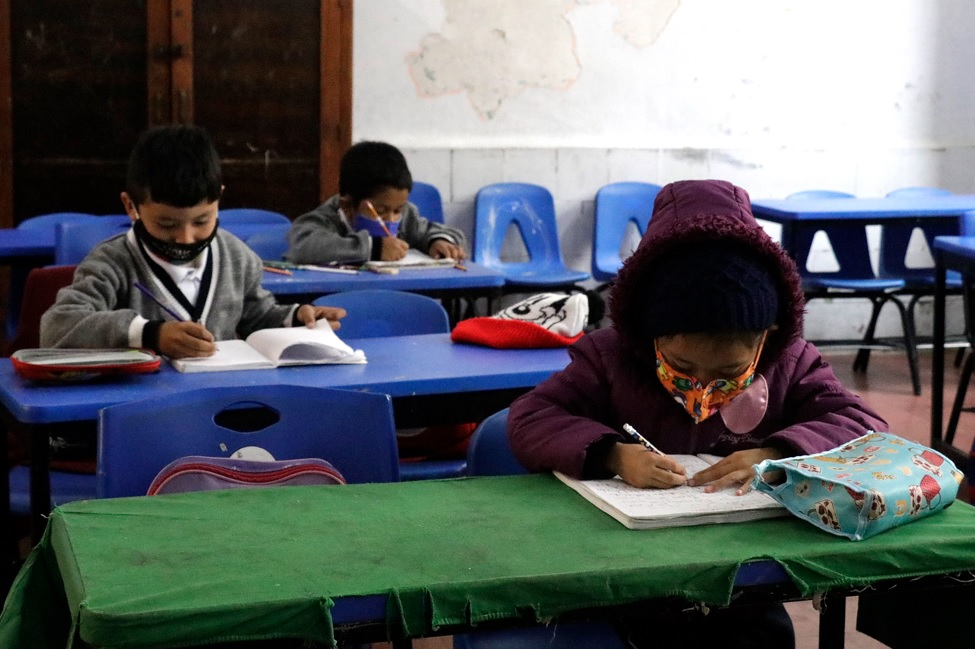 SEP Puebla: seguirá sistema híbrido de clases hasta fin de año