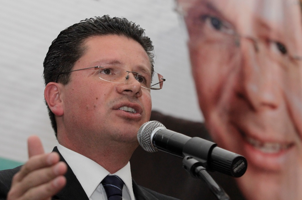 Julio Lorenzini se queda con la candidatura de Morena en San Pedro Cholula