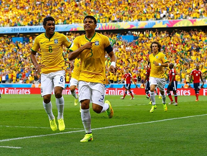 Brasil a semifinales contra Alemania, derrotó 2-1 a Colombia