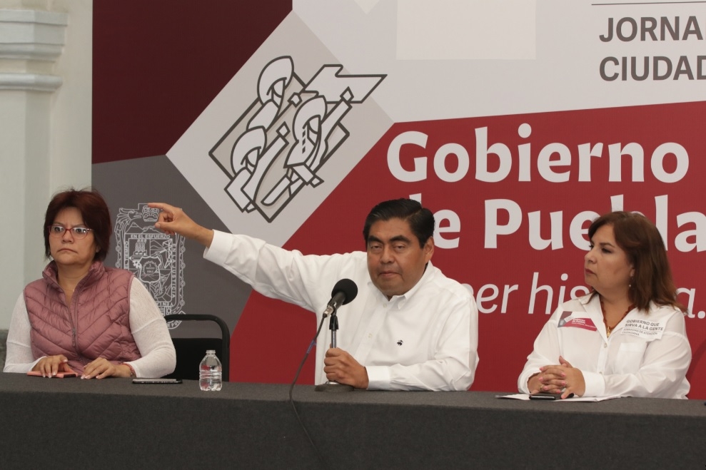No uso camioneta blindada, ni nadie de mi gabinete: Barbosa