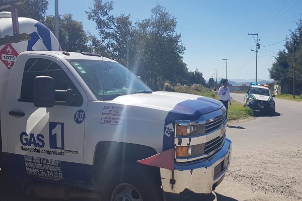 Policía recuperó pipa de gas robada en San Miguel Espejo
