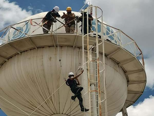Capacitan a personal de Bomberos y Protección Civil de Cuautlancingo