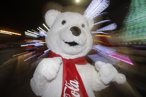 Caravana Coca Cola inaugura la navidad en Puebla