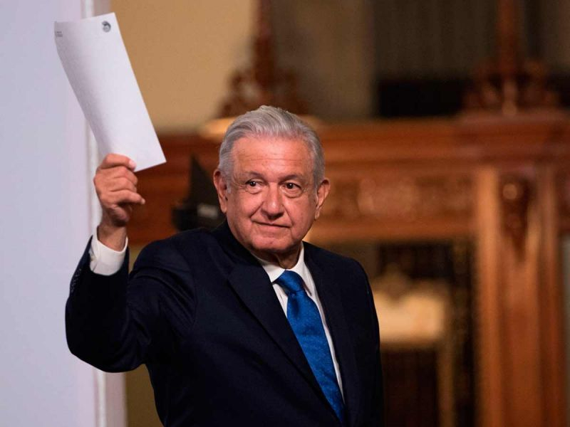 Regreso a clases presenciales, “llueva, truene o relampaguee”: AMLO