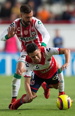 Necaxa visita al Veracruz en el puerto con urgencia de ganar