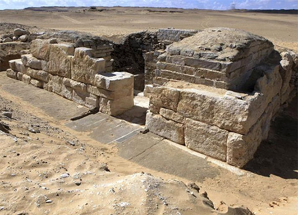 Hallan la tumba de una faraona desconocida de Egipto
