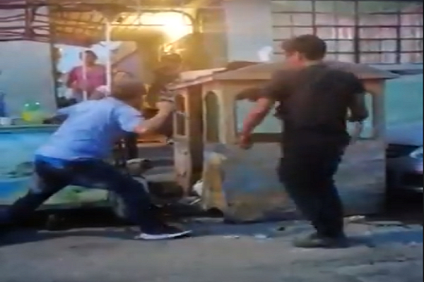 Borrachos apuñalaron a un pitbull; lo molestaron y mordió a uno de ellos en Santa Anita
