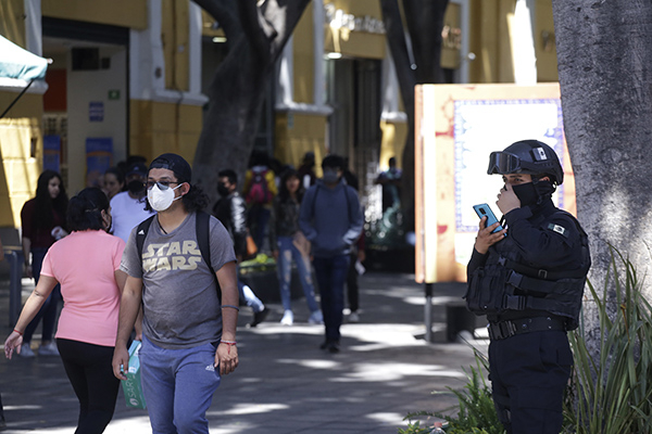 Ambulantes desterrados del CH se están instalando en la 14 oriente: Segom