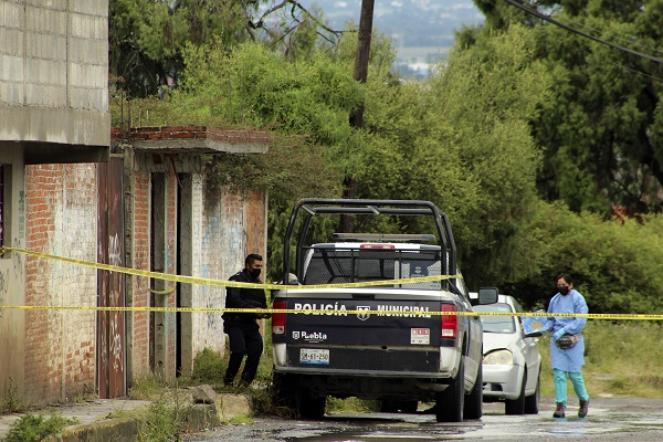 Hallan cadáver de un hombre en la colonia Álamos Totoltepec