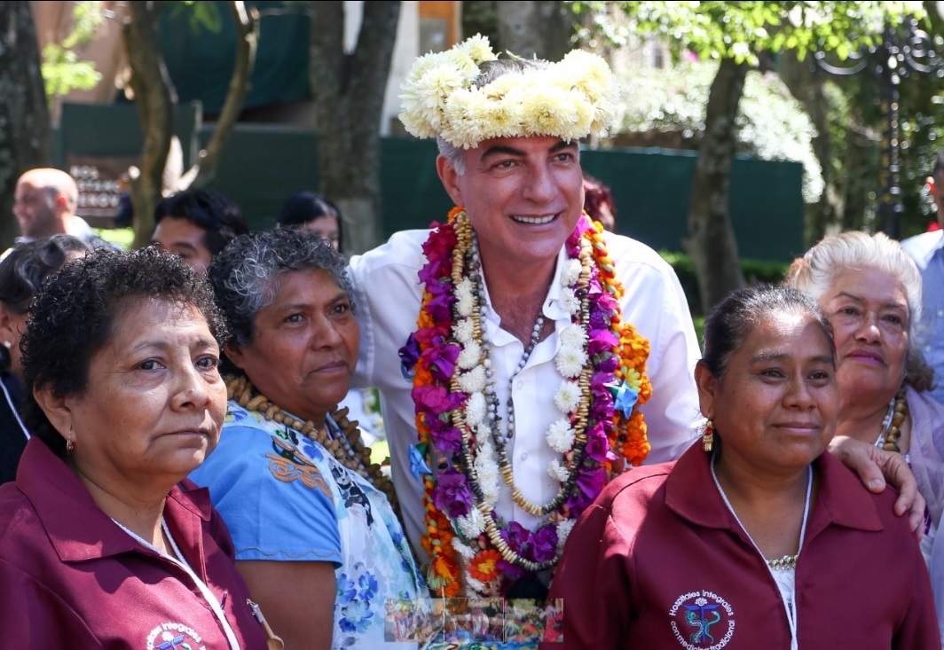 Tony Gali fomenta tradiciones poblanas