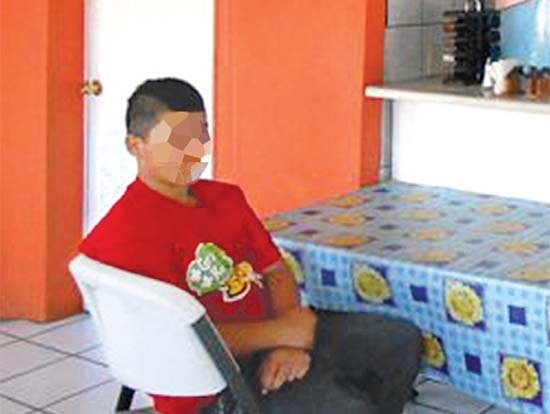Con sólo 12 años, se va solo a EU porque “en México nomás no la iba a hacer”