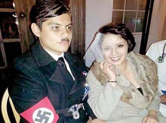 Ex líder juvenil del PAN se disfraza de Hitler