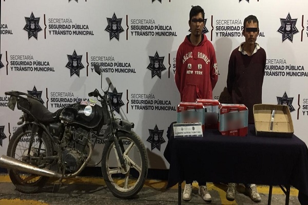 Policía capturó a asaltantes de Oxxo en San Francisco Totimehuacán