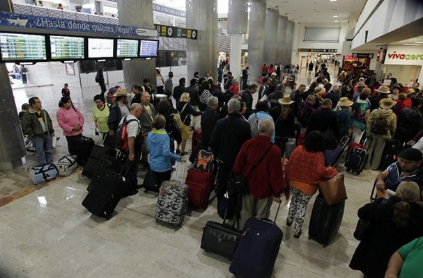 Suspenden operaciones en AICM por falla en radares
