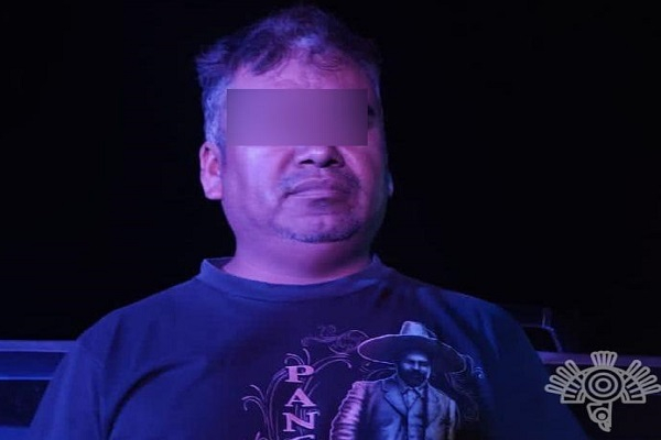 Policía estatal detiene en Acatzingo a sujeto con arma de fuego