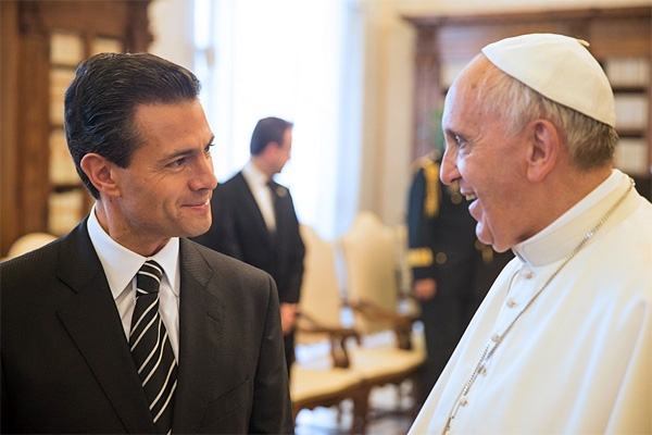 Papa Francisco acepta invitación de EPN para visitar México