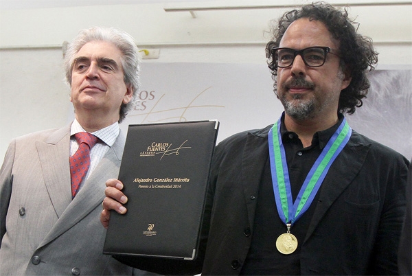 Recibe González Iñárritu Medalla Carlos Fuentes a la Creatividad