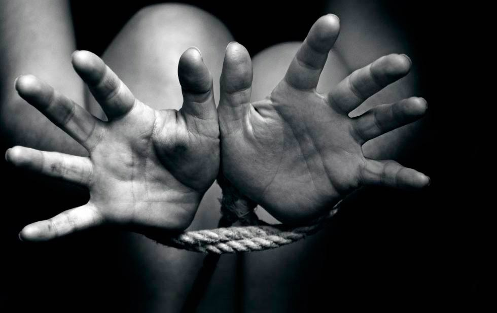 UIF desmantela red de trata de personas que operaba en Puebla y 4 estados más