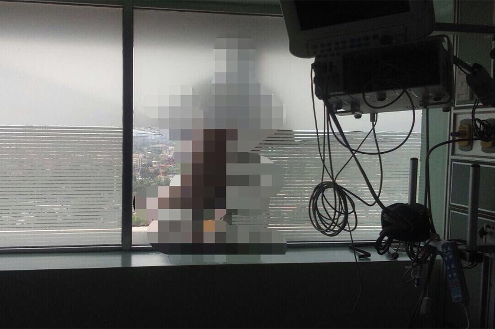 VIDEO: Policía impide suicidio en Hospital La Raza en CDMX