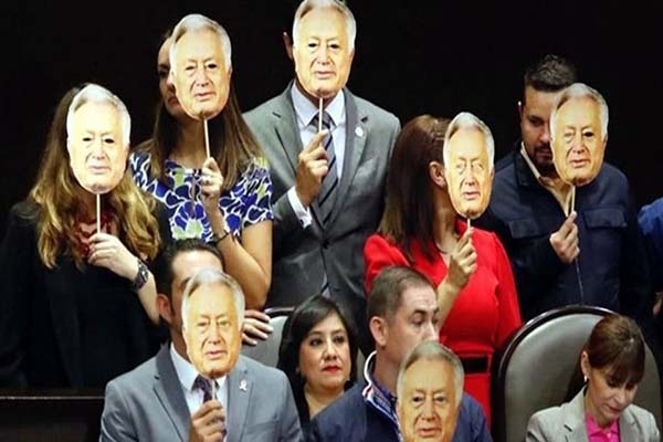 Función Pública niega impunidad en caso Bartlett