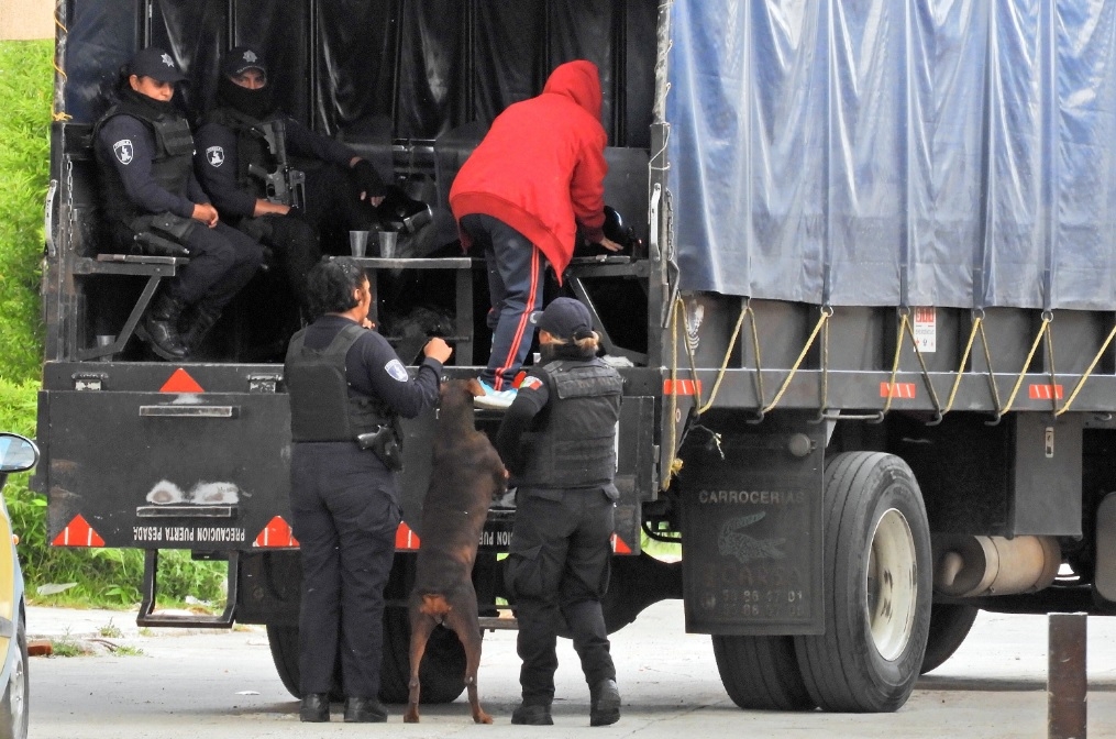 “El Ciclón”, detenido por la Marina en Cuautlancingo, acusado de huachicol, narcomenudeo y homicidio