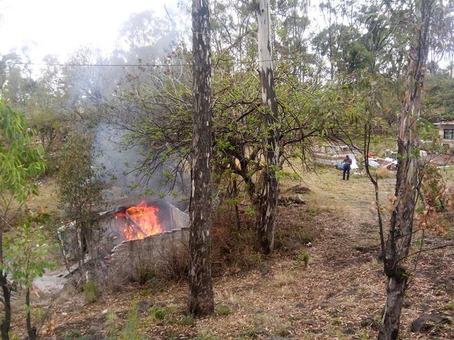Estalla polvorín clandestino en San Cristóbal Tepontla; no hay heridos