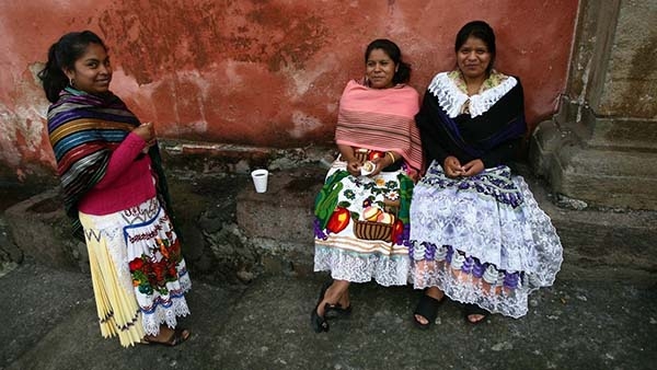 Jóvenes poblanos acusan discriminación