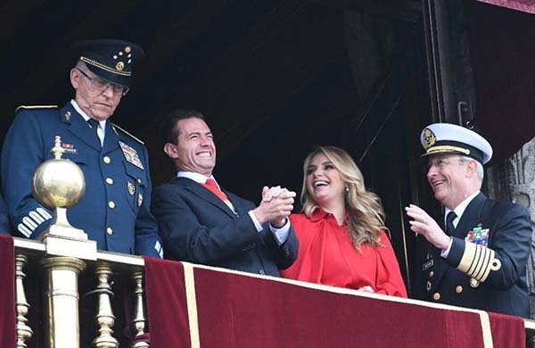 Así fue el último desfile militar encabezado por Peña Nieto