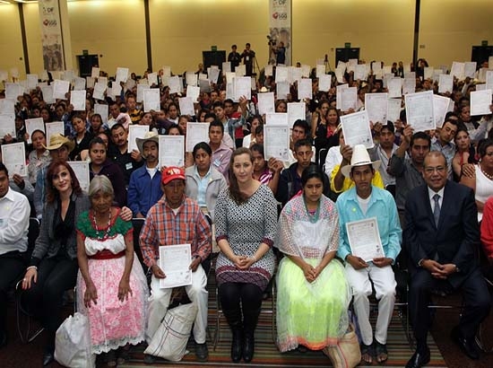 Ponen en marcha Unidad Móvil del Registro Civil de Puebla
