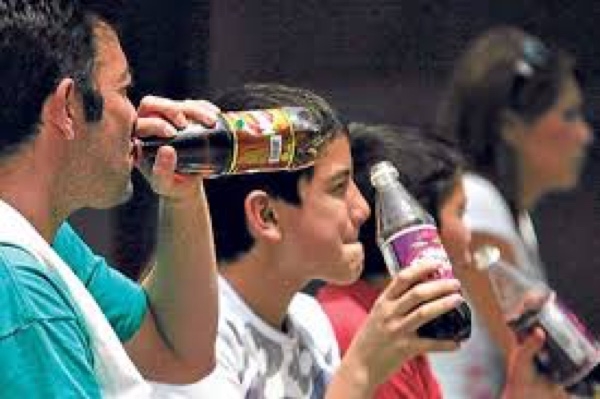 Obesidad, diabetes, cáncer… algunas consecuencias del consumo de refrescos