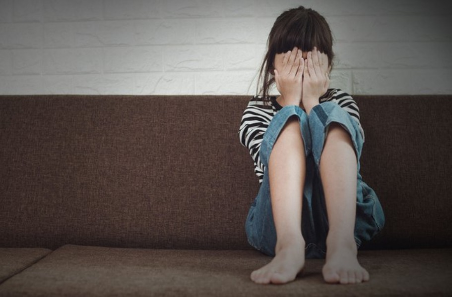 Hasta 12 años de prisión por maltrato infantil en Puebla, aprueban diputados