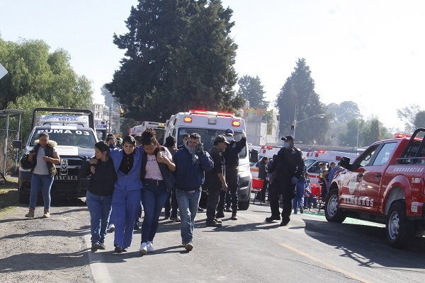 Trabajadoras se intoxicaron por fuga de químico en empresa de Tlaxcala