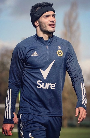 Raúl Jiménez regresaría a la Selección Mexicana como parte de su recuperación