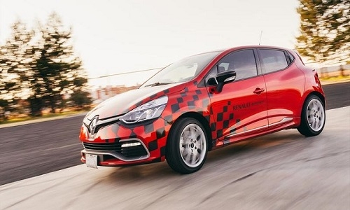 Renault Clio RS 2015 busca conquistar a las nuevas generaciones