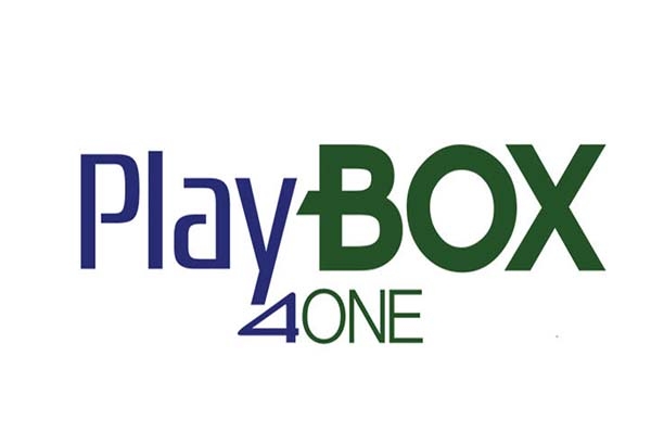 Combinan PlayStation 4 y Xbox One en una sola consola